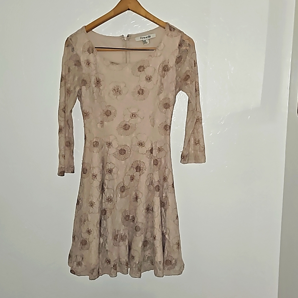 Forever 21 medium long sleeve beige dress